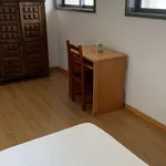 Rent a room in porto