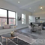 Rent 3 bedroom apartment in Brooklyn