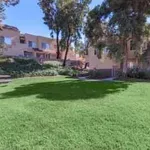 Rent 1 bedroom apartment in Santa Clarita