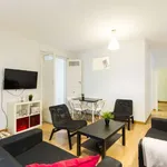 Rent a room of 140 m² in madrid