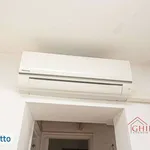 Affitto 3 camera appartamento di 102 m² in Genoa