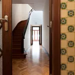 Rent 9 bedroom house in Porto