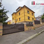 Pronajměte si 3 ložnic/e byt o rozloze 115 m² v Praha