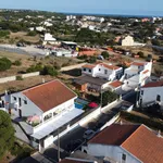 Rent 2 bedroom apartment of 63 m² in Quarteira