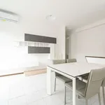 Rent 2 bedroom apartment of 60 m² in Milano