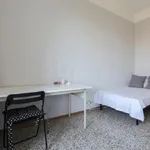 Rent 6 bedroom house in Milan