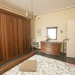 Rent 6 bedroom apartment of 120 m² in Genoa