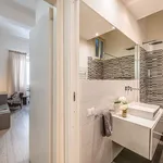 Rent 1 bedroom apartment of 54 m² in Florence