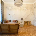 Rent 1 bedroom apartment of 592 m² in vienna