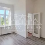 Rent 4 bedroom apartment of 111 m² in Říčany