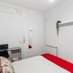 Rent 5 bedroom apartment in Barcelona