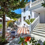 Rent 10 bedroom house in Marbella