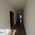 Rent 4 bedroom apartment of 100 m² in Aprilia