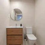 Rent 6 bedroom apartment in Madrid