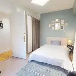 Rent 4 bedroom apartment of 13 m² in Saint-Étienne