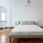 Rent 7 bedroom apartment in Lisbon