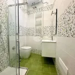 Rent 2 bedroom apartment of 30 m² in Napoli