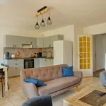 Rent 1 bedroom house of 25 m² in Plaisir