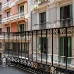 Rent 1 bedroom apartment of 28 m² in Barcelona