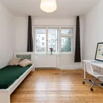 71 m² Zimmer in Berlin