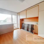 Pronajměte si 4 ložnic/e byt o rozloze 80 m² v Prague