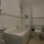 Rent 2 bedroom flat in Kent