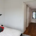 Miete 6 Schlafzimmer wohnung von 147 m² in Berlin