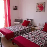 Rent a room of 70 m² in lisbon