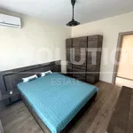 Rent 3 bedroom apartment of 60 m² in Център