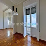 Rent 4 bedroom apartment of 110 m² in Genoa