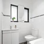 Rent 1 bedroom apartment in St Kilda