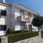 Rent 4 bedroom house of 141 m² in Montijo