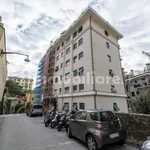 Rent 4 bedroom apartment of 100 m² in Genoa