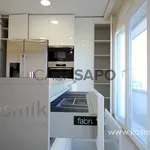 Rent 3 bedroom apartment of 135 m² in Odivelas