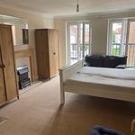 Rent 5 bedroom house in Welwyn Hatfield
