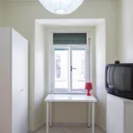 Rent 5 bedroom apartment in Lisbon