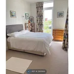 Rent 2 bedroom apartment in Cambridge