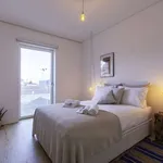 Rent 1 bedroom apartment of 60 m² in lisbon