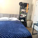 Rent 2 bedroom apartment in Jersey City