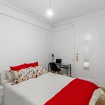 Rent 5 bedroom apartment in Barcelona