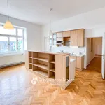 Pronajměte si 4 ložnic/e byt o rozloze 101 m² v Znojmo