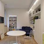 Rent 1 bedroom apartment of 50 m² in milan