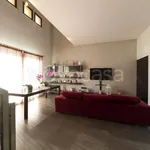 Rent 8 bedroom house of 220 m² in Arezzo