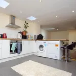 Rent 5 bedroom flat in West Midlands