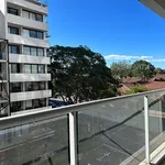 Rent 2 bedroom apartment of 100 m² in Chatswood