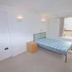 Rent 2 bedroom apartment in Leeds