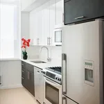 Rent 1 bedroom apartment of 594 m² in Manhattan