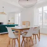 Rent 2 bedroom apartment of 79 m² in paris