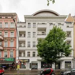 Rent 1 bedroom apartment of 40 m² in Berlin