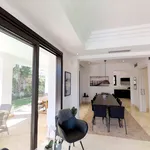 Rent 6 bedroom house of 1490 m² in Marbella